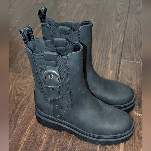 NWOT Rocket Dog Lug Boot In Black With Cushioned Sole - Picture 7 of 8